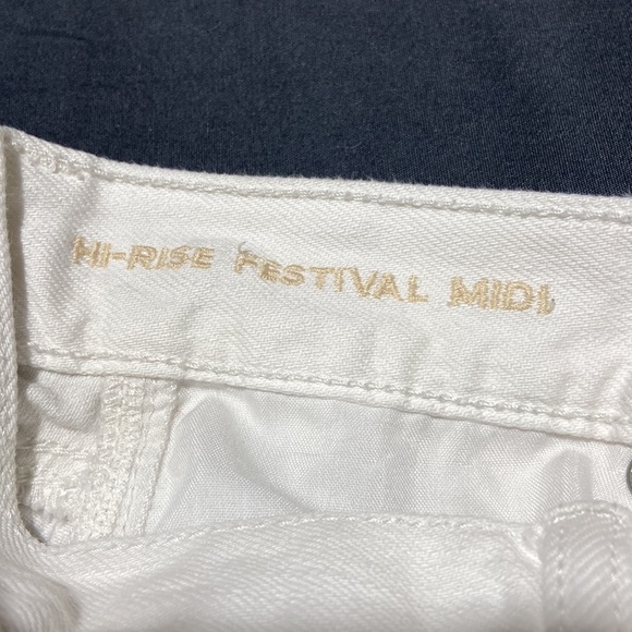 American Eagle Hi-Rise Festival MIDI Distressed White Shorts. Size 4. - Picture 6 of 8